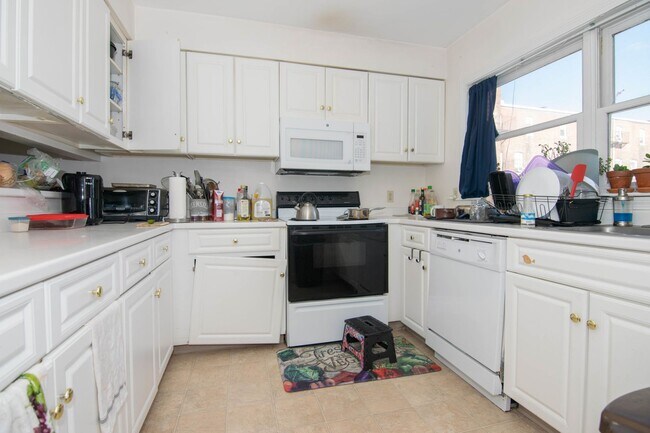 Photo - Brighton 3 Bed – 2.5 Baths – 2 Parking Spots Included – No Fee