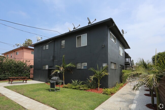Photo - 10227 S 10th Ave Unit 05