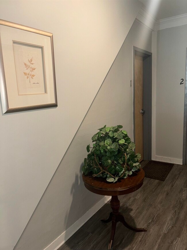 Building Photo - 75 N Main St Unit 201 Rental