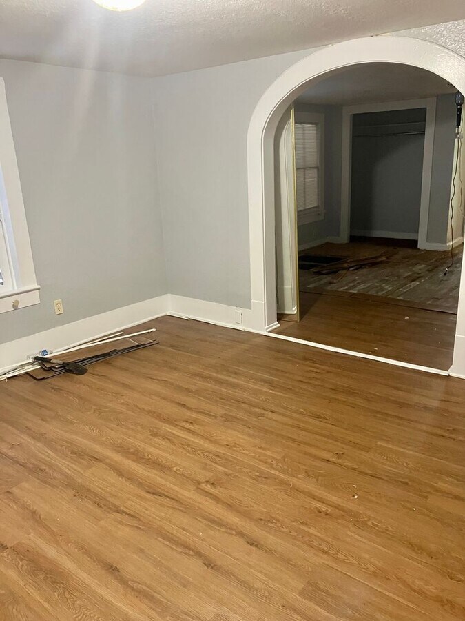 Photo - 613 Church St Unit Down