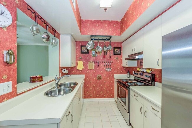 Photo - 2161 Peachtree Rd Unit 106