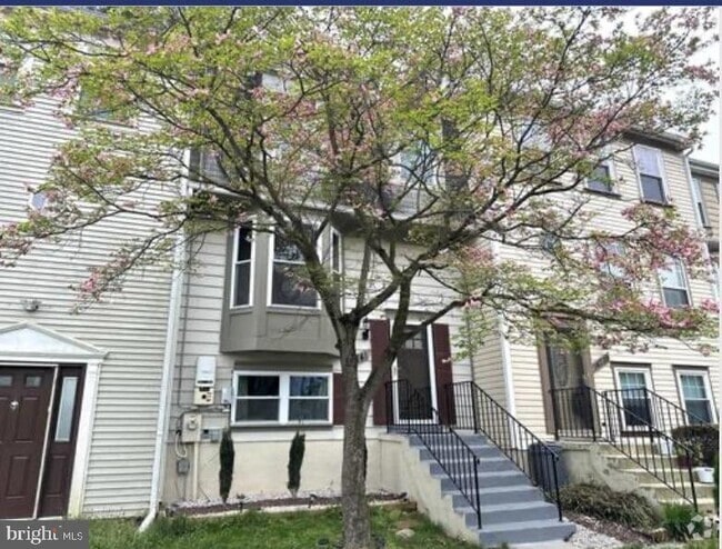 Building Photo - 14741 London Ln Rental