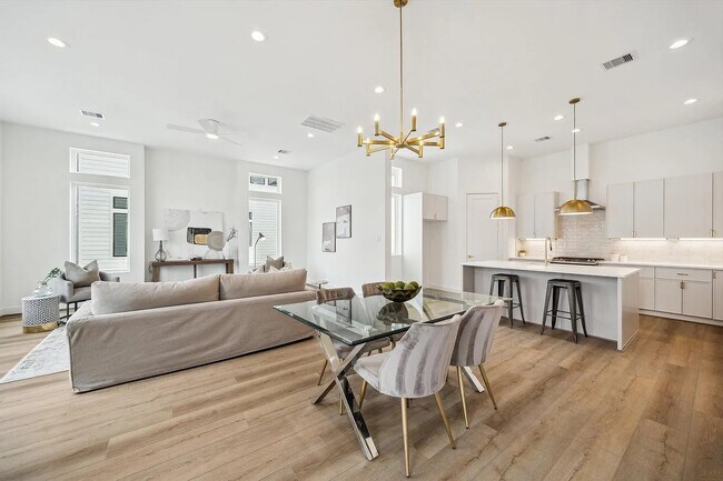 Photo - 3822 Wilmer St