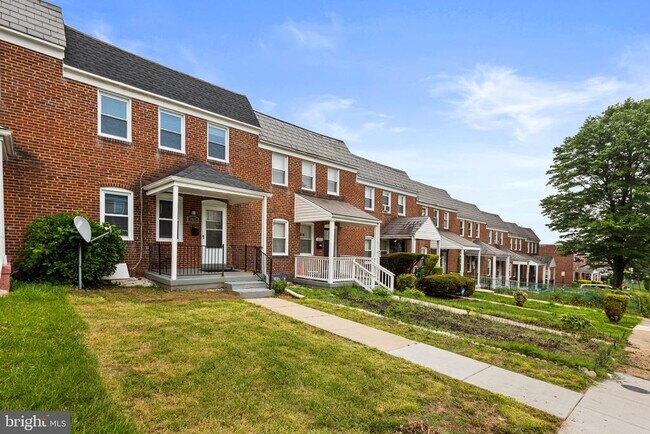 Photo - 1015 Lyndhurst St
