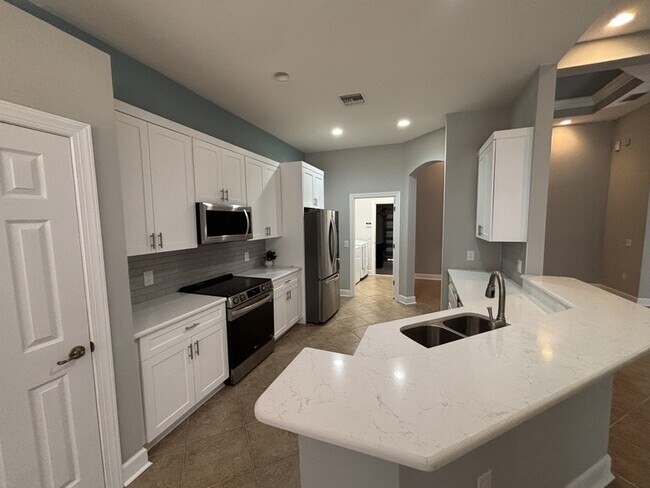 Photo - 5550 Whispering Willow Way