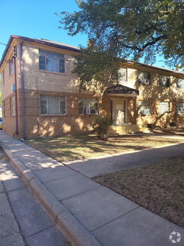 Building Photo - 717 N Buffum St Rental