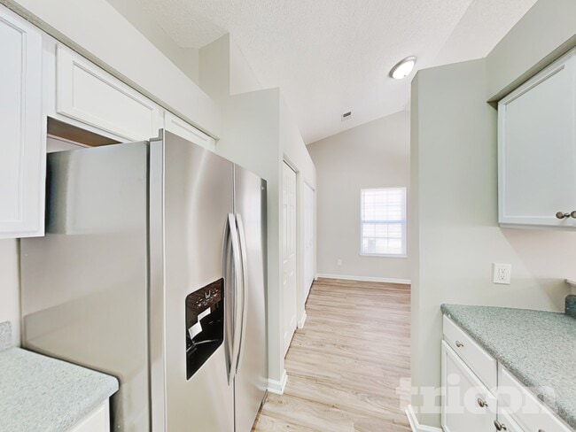 Photo - 721 Elderberry Ln