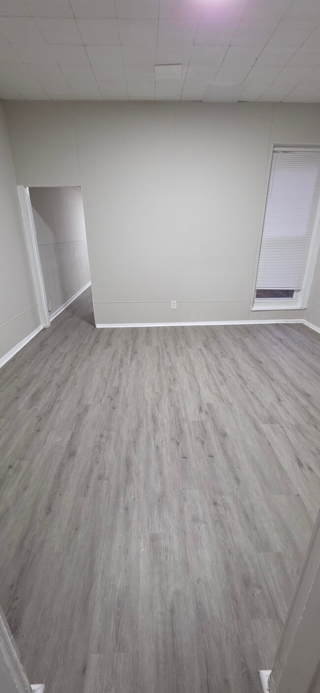 Photo - 311 N Calhoun St