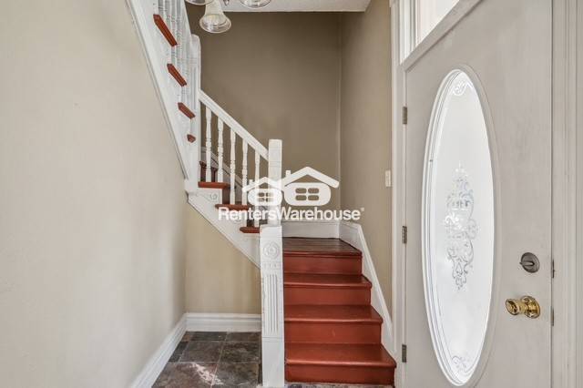 Photo - 715 Sims Ave