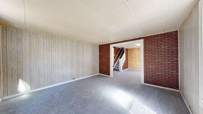 Photo - 3123 W 58th St Unit Back House