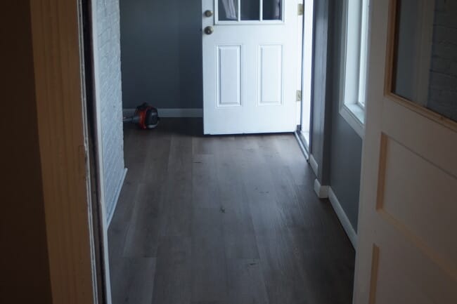 Photo - 628 S Logan Blvd