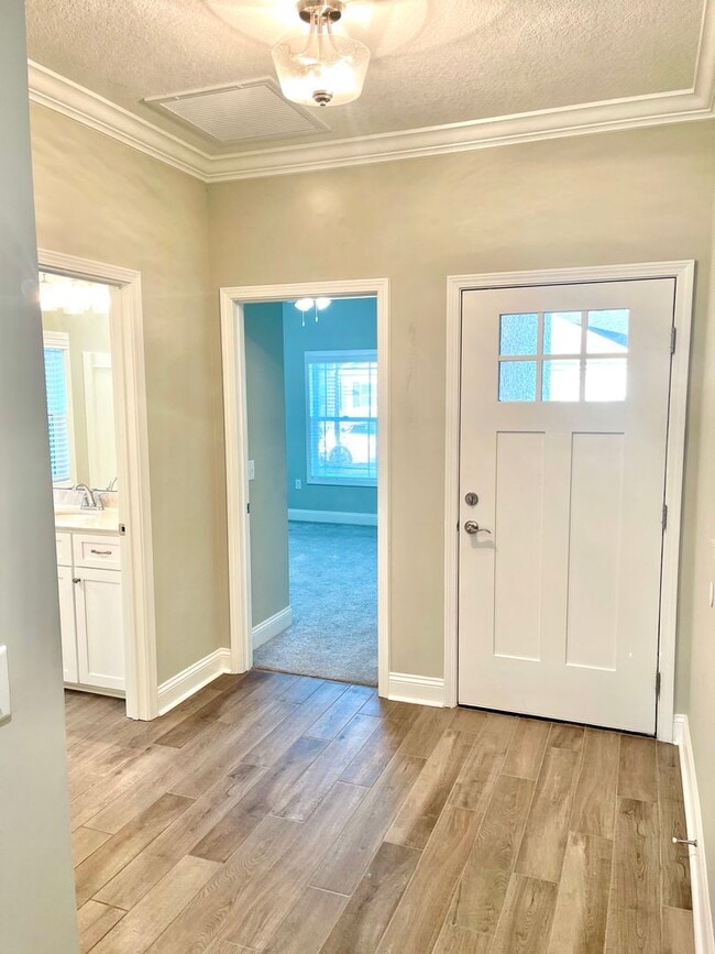 Photo - 160 The Villas Wy