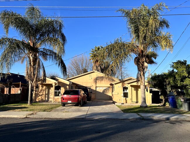 Photo - 657 Chestnut St