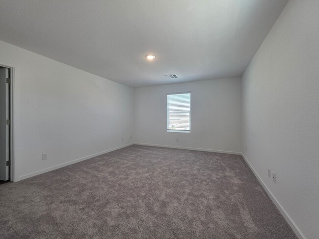 Photo - Brand-New 3 Bedroom Townhome in the Sunbeam Community!