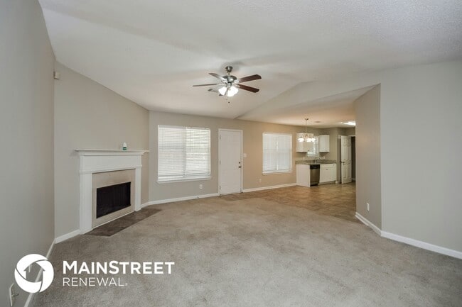 Photo - 101 Honey Ln