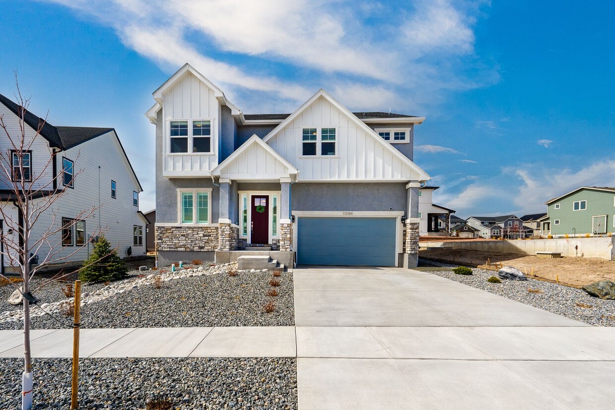 Stunning and HUGE 4BD/2.5BA in Wolf Ranch - Stunning and HUGE 4BD/2.5BA in Wolf Ranch