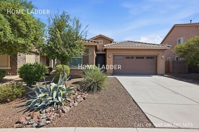 Building Photo - 3234 E Dogwood Pl