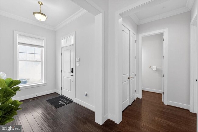 Photo - 11540 Iager Blvd