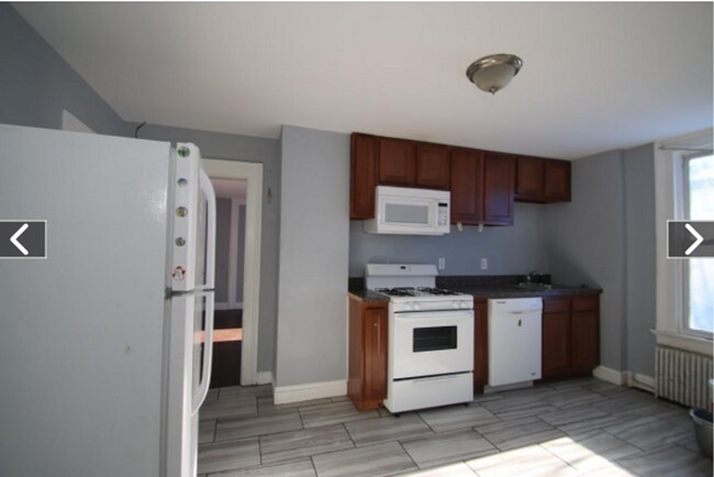 Photo - 54 Kensington St Unit 2nd Fl