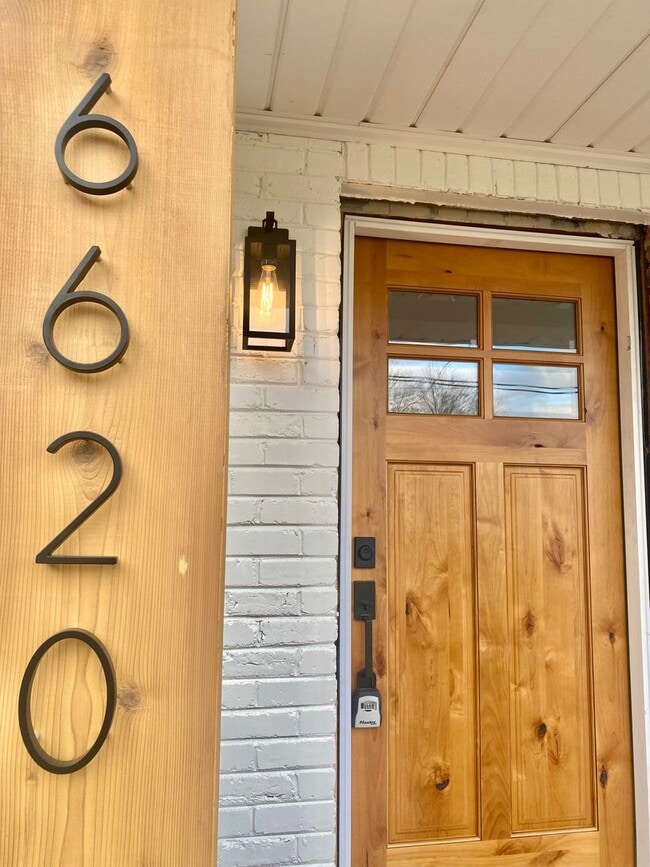 Photo - 6620 Upton Ln