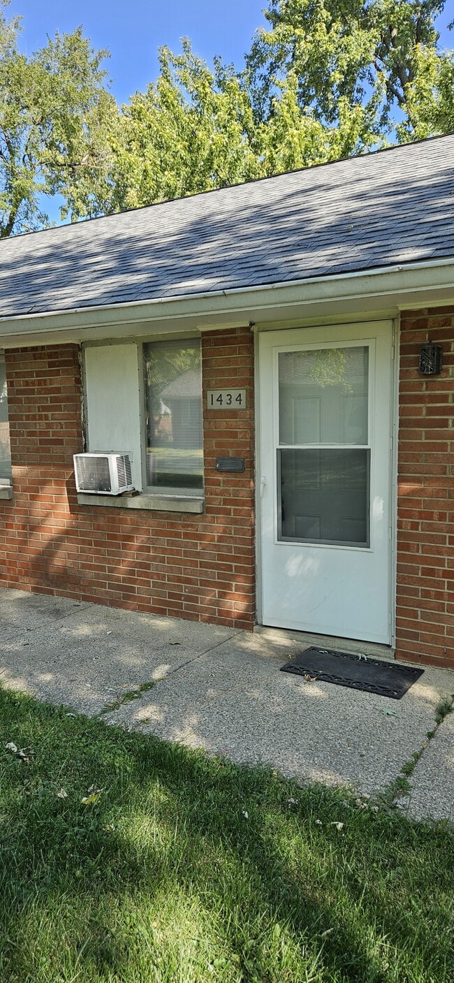 Photo - 1434 N Campbell Ave
