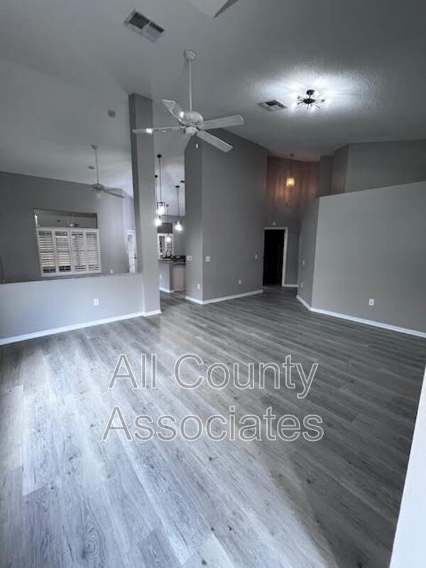 Photo - 6221 Misty Meadow Loop