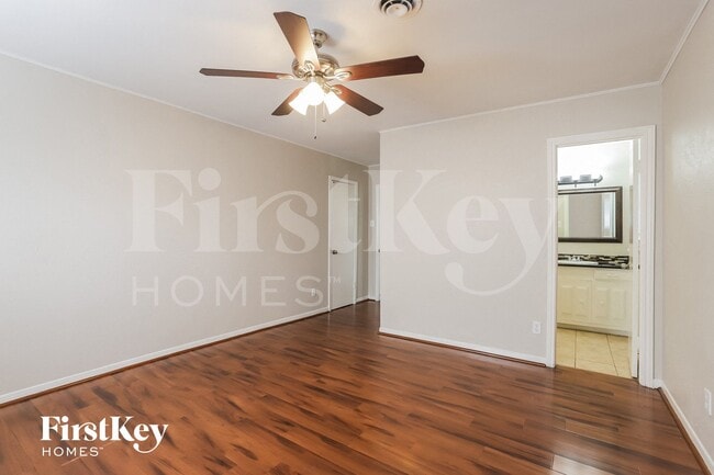 Photo - 12115 Hillcroft St