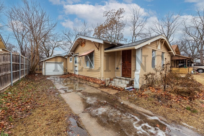 Photo - 2719 W Douglas Ave