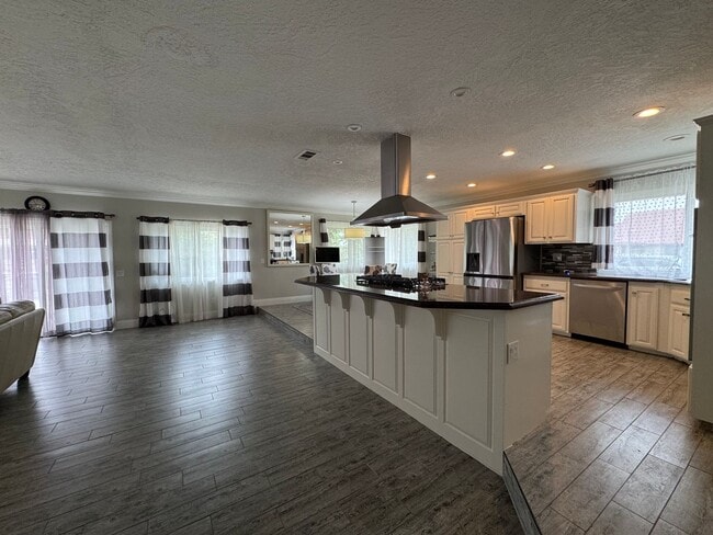 Photo - 13395 Spring Valley Pkwy