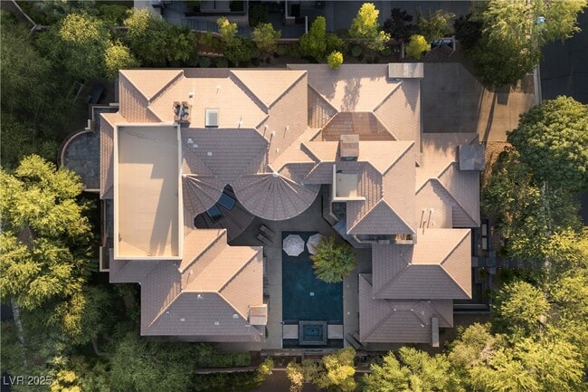 Photo - 17 Soaring Bird Ct