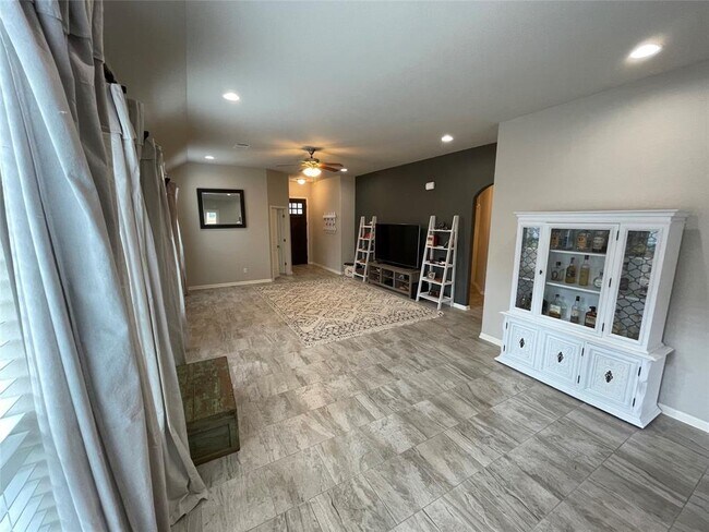 Photo - 5925 Malta Cir Casa