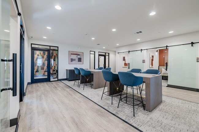 Del Via Apartments
