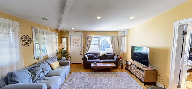 Photo - 2572 Massachusetts Ave Unit 2
