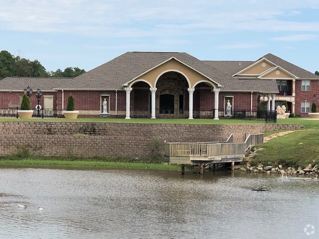 Duck Pond - Sunset Place Apartments