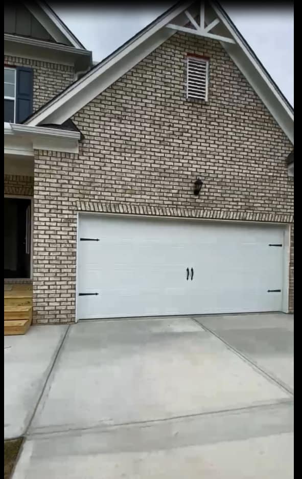 Building Photo - 201 Valimar Dr Rental