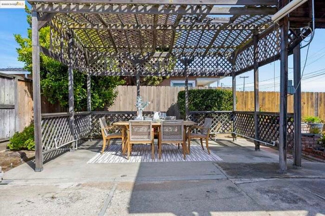 Photo - 20674 Forest Ave