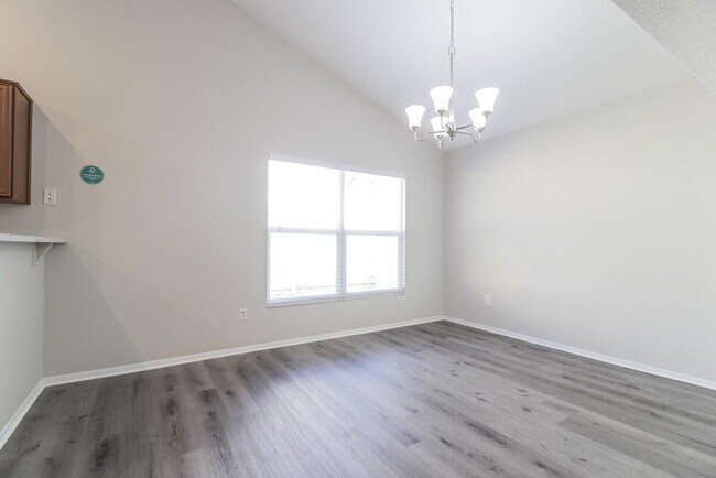 Photo - 1029 Beckstrom Dr