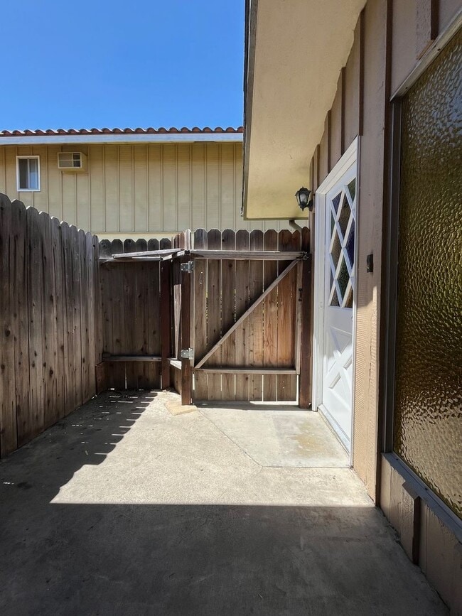 Photo - 3811 Green Ave Unit Green #2