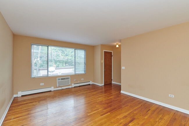 1762 W Highland Ave