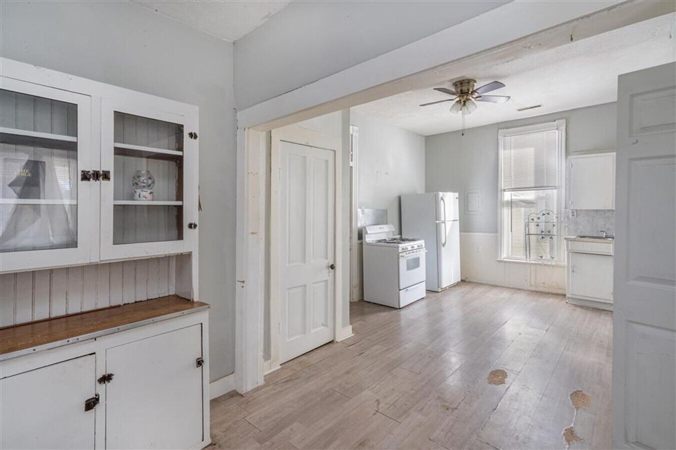 Photo - 809 Broadway Ave Unit A