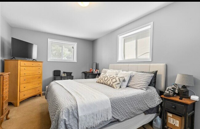 Photo - 10030 Hillside Ter