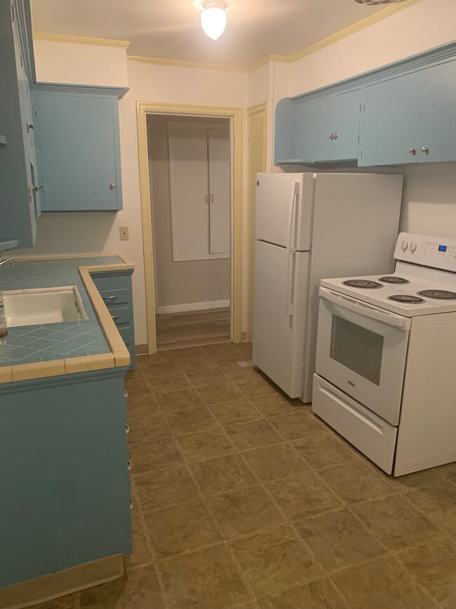 Photo - 6525-6525 N Haight Ave