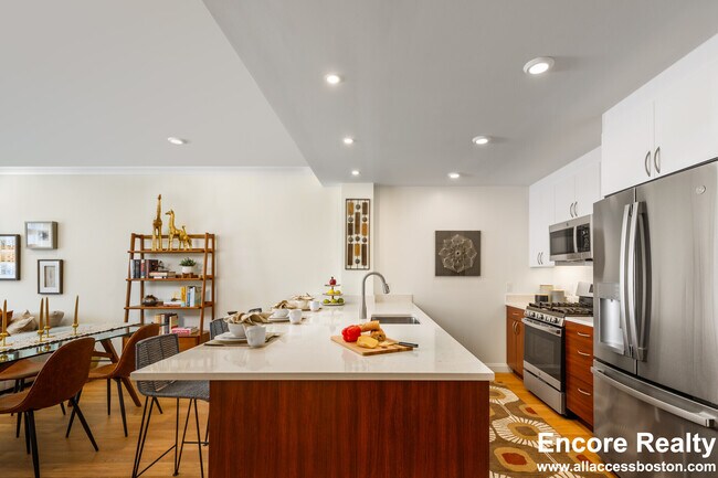 Photo - 120 Gerry Rd Unidad 310