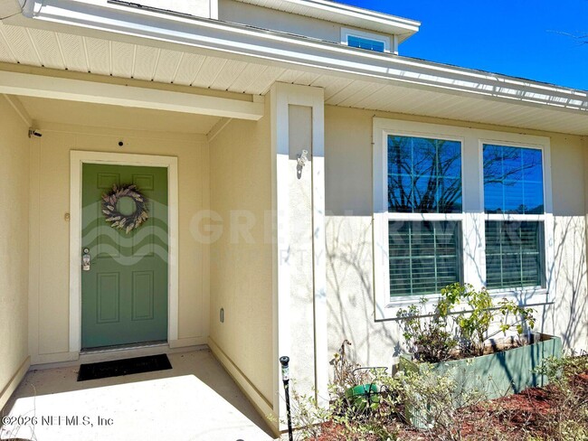 Photo - 8704 Lake George Cir W