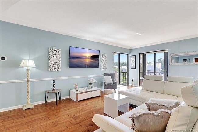 Photo - 150 SE Four Winds Dr Unit B303