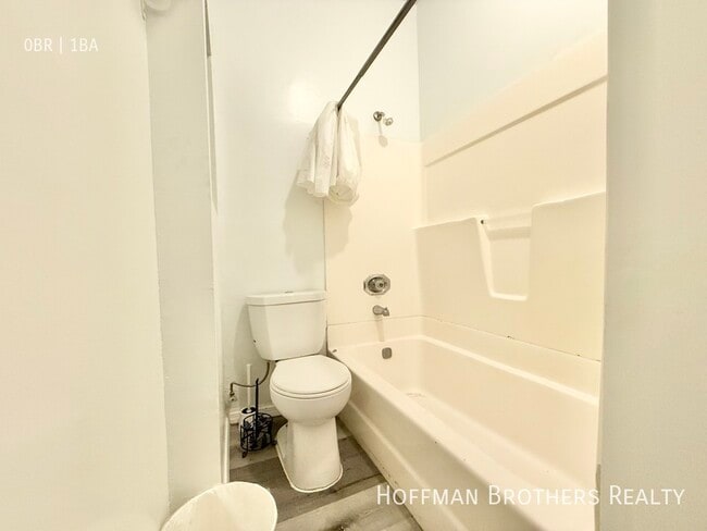 Photo - 1420 Flower St Unit 10