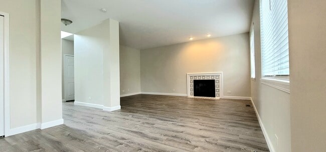 Photo - 12824 Meadow Ln