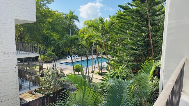 Photo - 6900 N Kendall Dr Condo Unit A304