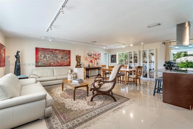 Photo - 8761 Ridgeland Dr