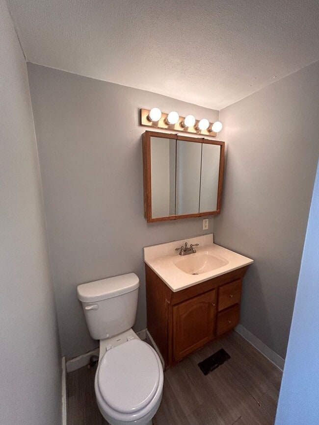 Photo - Fabulous 2 Bedroom Home For Rent